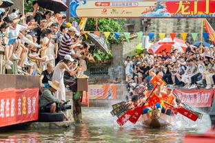 萨卡本场数据：1进球3解围+2次地面对抗全部成功，评分7.2