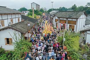 不可或缺！哈登今日上阵38分30秒 连续5场比赛出场时间队内最长